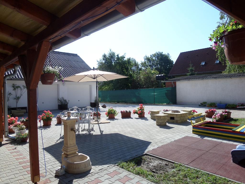 Kingaapartman Siófok Zimmer foto